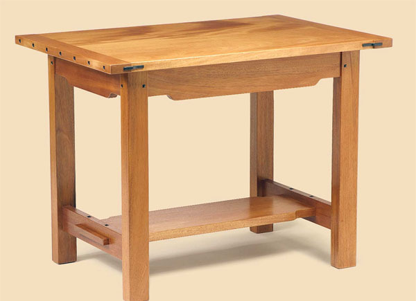 the building of a greene side table
