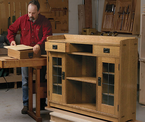 Arts and Crafts on Display FineWoodworking