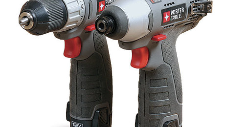 https://images.finewoodworking.com/app/uploads/2016/09/05191127/011245053_05_porter-cable-pcl212idc2-drill-driver-kit-thumb2.jpg