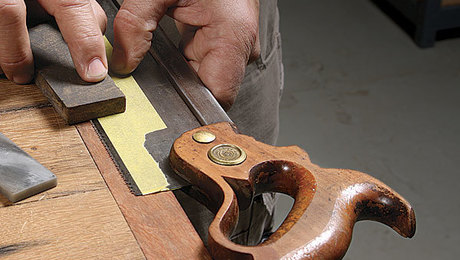 Throwback: How to sharpen a handsaw