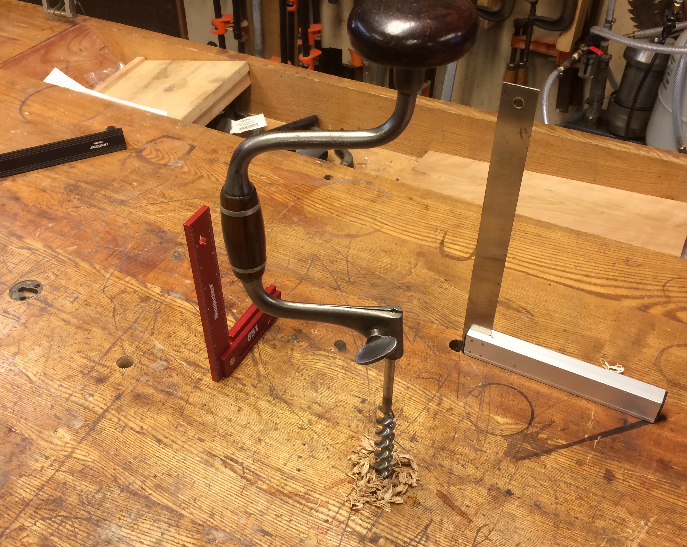 Buyer's Guide For Manual Hand Drills, Braces, And Bits For Woodworkers -  Blog - News
