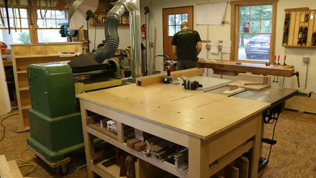 How to set up big woodworking machines