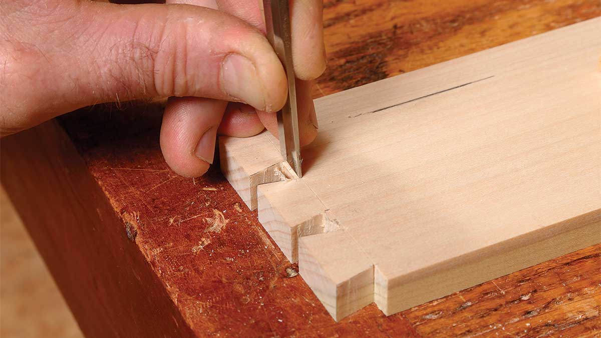 the shallow knife-cut line offers a seat into which you can set a sharp chisel