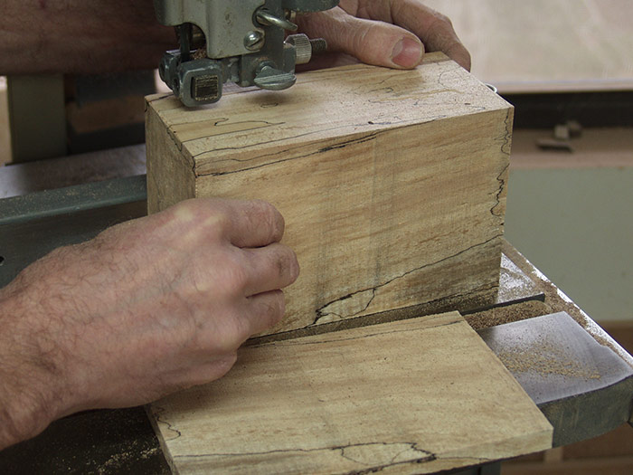 Bandsawn-Box-with-Drawer-A
