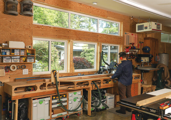 McIntyre built a Ron Paulk-style bench for her miter saw